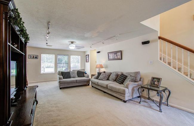 1010 Forestburg Dr, House other with 4 bedrooms, 3 bathrooms and 2 parking in Spring TX | Image 4