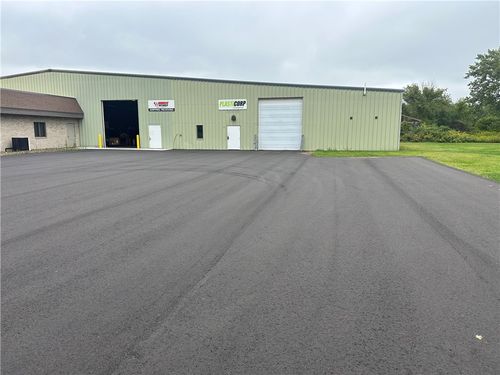 1212 Lowater Rd, Chippewa Falls, WI, 54729-1495 | Card Image