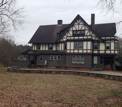 31 Buena Vista Plz, Springfield, MA, 01108-1400 | Card Image