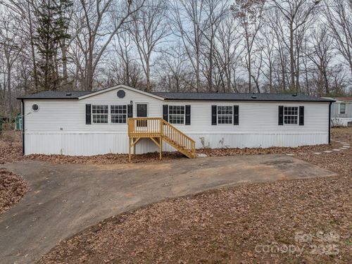 105 Lansdale Ave, Lincolnton, NC, 28092-9291 | Card Image