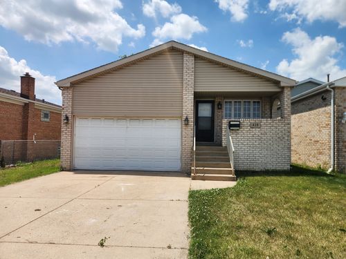 428 Saginaw Ave, Calumet City, IL, 60409-2326 | Card Image