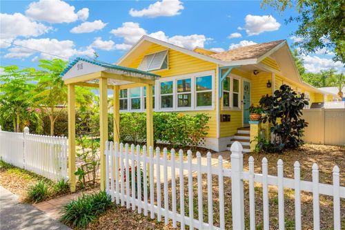 918 24th Ave N, ST PETERSBURG, FL, 33704-3241 | Card Image