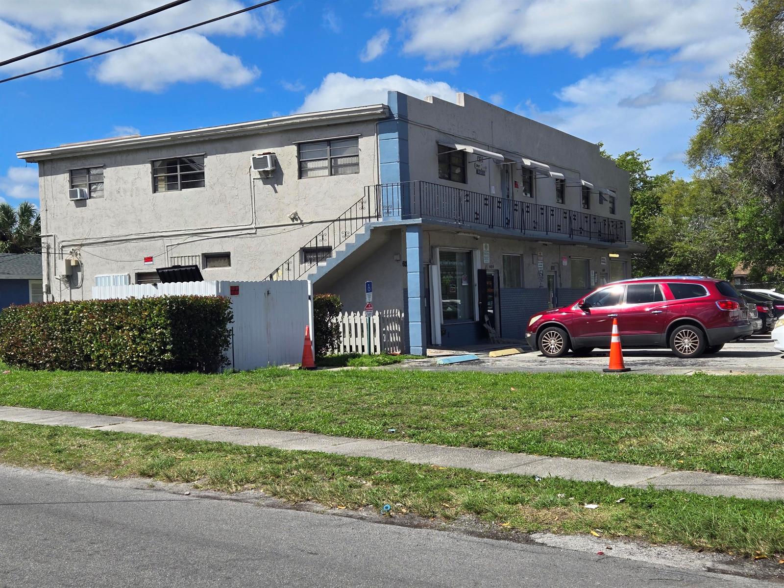 Commercial Sale in Dania Beach 5