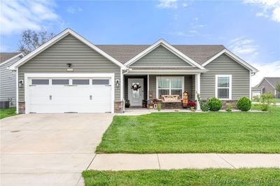 1250 Blackstone Trail, Home with 3 bedrooms, 2 bathrooms and null parking in Jeffersonville IN | Image 2