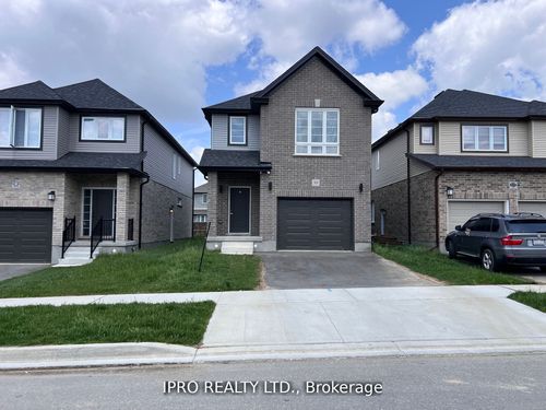 99 Honey St, Cambridge, ON, N1T0C6 | Card Image
