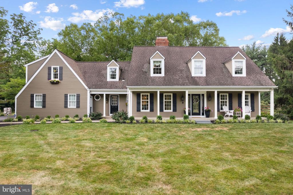 Shetland Dr, Doylestown, PA 18902