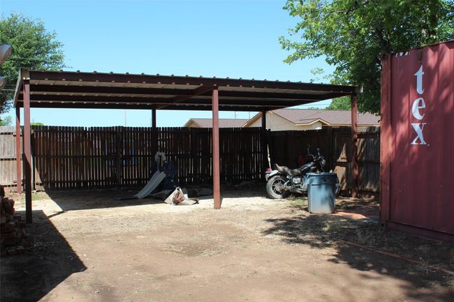1281 W Eden St, House other with 3 bedrooms, 1 bathrooms and null parking in Munday TX | Image 22