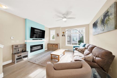 97-20498 82 Ave, Langley, BC, V2Y0V1 | Card Image