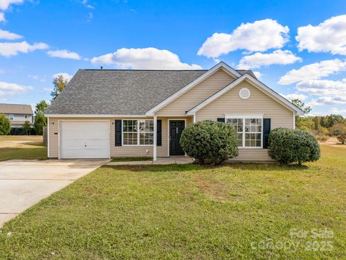 300 Glencroft Dr, Wingate, NC, 28174-7809 | Card Image