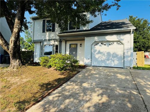 5732 Glen View Dr, Virginia Beach, VA, 23464-8745 | Card Image