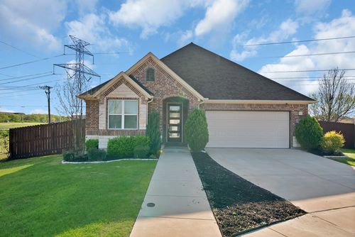 7834 Black Willow Lane, Arlington, TX, 76002 | Card Image