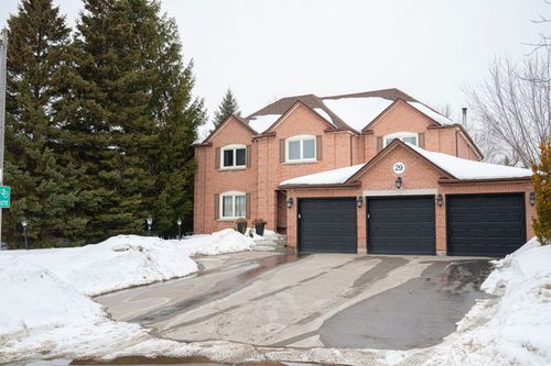 29 Bloomfield Trail, Richmond Hill, ON, L4E2J8 | Card Image