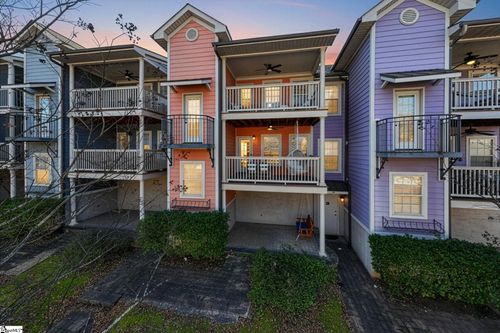 7 Hamilton Ave, Greenville, SC, 29601-4015 | Card Image