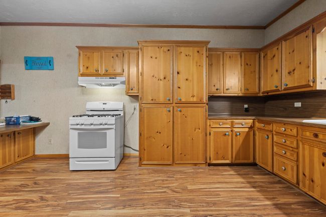 10425 Bussey Rd, House other with 4 bedrooms, 2 bathrooms and null parking in Silsbee TX | Image 15