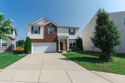 11705 Beacon Ct, Louisville, KY, 40299-5841 | Card Image