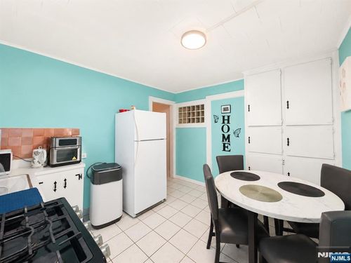 522 Saddle River Rd, Saddle Brook, NJ, 07663-4684 | Card Image