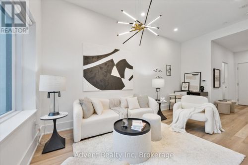 115w-9 Clegg Rd, Markham, ON, L6G0H3 | Card Image