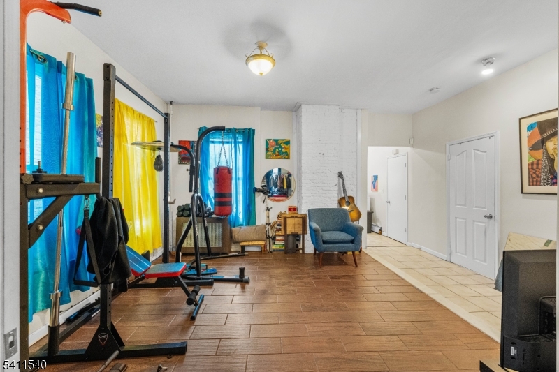 Residential Income in Newark City 3