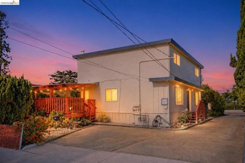 20240 Anita Ave, Castro Valley, CA, 94546-4112 | Card Image