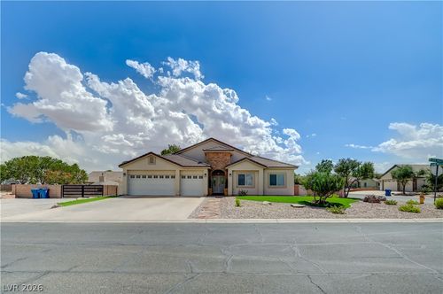 1461 Lake Valley Dr, Logandale, NV, 89021-9985 | Card Image