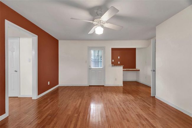 2010 Oceanview Dr, House other with 3 bedrooms, 2 bathrooms and 2 parking in Seabrook TX | Image 6