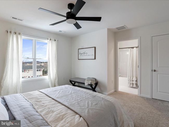 332 W 11 Th St, Townhouse with 3 bedrooms, 4 bathrooms and null parking in FRONT ROYAL VA | Image 20
