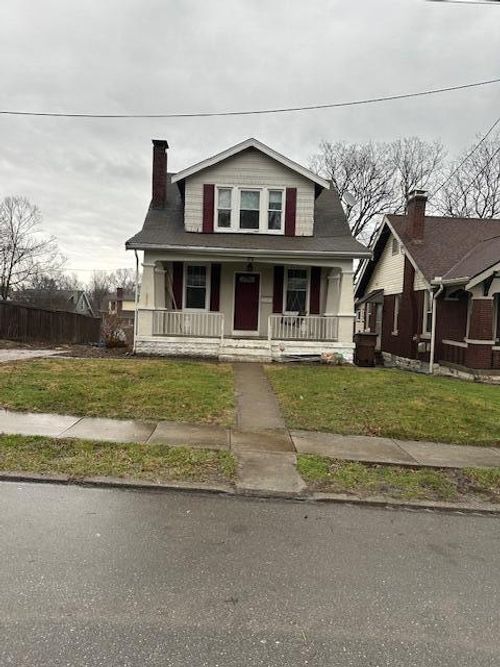 22 Rossmore Ave, Fort Thomas, KY, 41075-2214 | Card Image