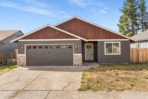 16423 Riley Dr, La Pine, OR, 97739-8600 | Card Image
