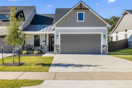 5041 Mooney Falls Dr, Bryan, TX, 77802-1451 | Card Image