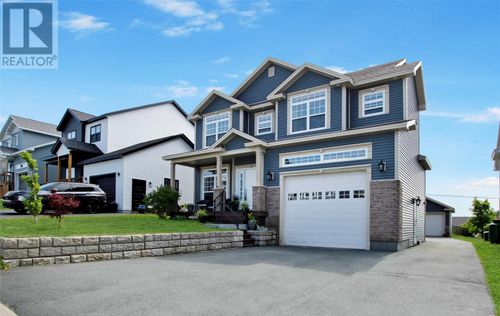 16 Hartland Ave, Paradise, NL, A1L0V3 | Card Image