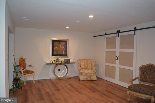 17000 Charlesbourg Pl, ROUND HILL, VA, 20141-4472 | Card Image