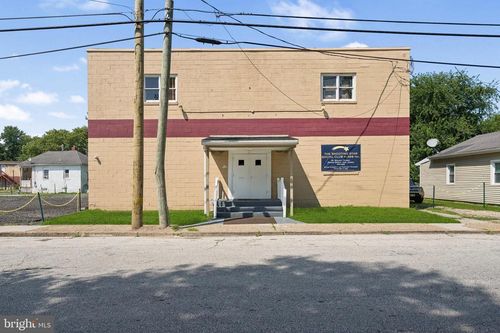 81 Walnut St, Penns Grove, NJ, 08069 | Card Image