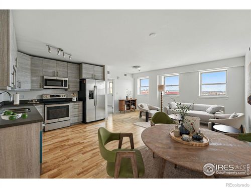 apt-305-2835 W Parkside Pl, Denver, CO, 80221-1495 | Card Image