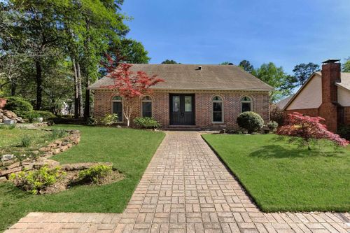 1 St. Thomas Court, Little Rock, AR, 72211-5512 | Card Image