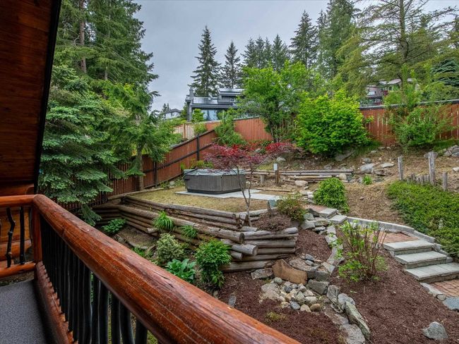 40518 Thunderbird Ridge, House other with 5 bedrooms, 3 bathrooms and 4 parking in Squamish BC | Image 36