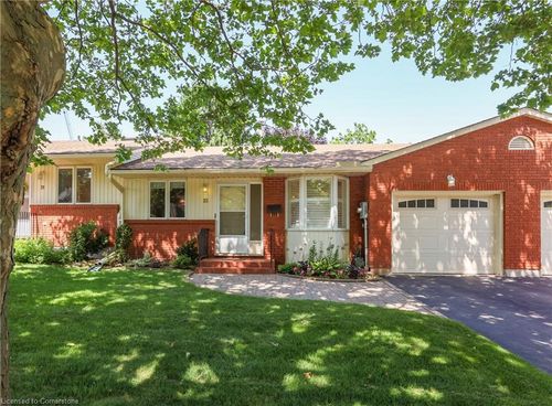 23 Robinson St N, Grimsby, ON, L3M3C8 | Card Image