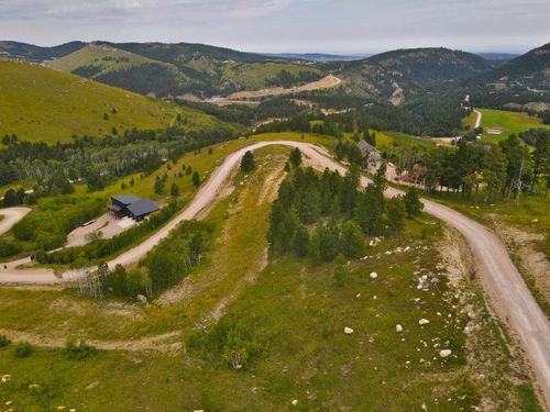 20867 Majestic Heights Rd, Sturgis, SD, 57785-6987 | Card Image