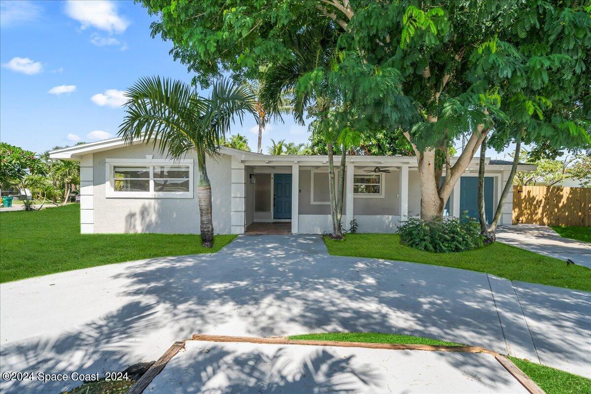 Poinsetta St, Indialantic, FL 32903