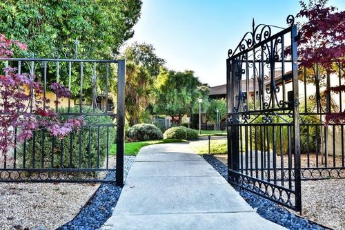195 Guadalupe Drive, Sonoma, CA, 95476 | Card Image