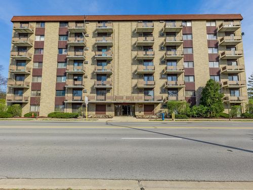 apt-207-850 Des Plaines Ave, Forest Park, IL, 60130-2051 | Card Image
