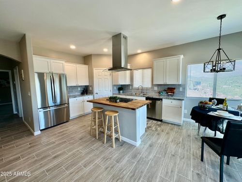 43019 N 18th St, New River, AZ, 85087-0903 | Card Image