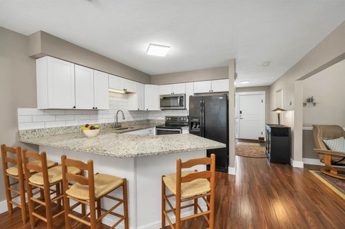 35 Starboard Way, Laconia, NH, 03246-4033 | Card Image