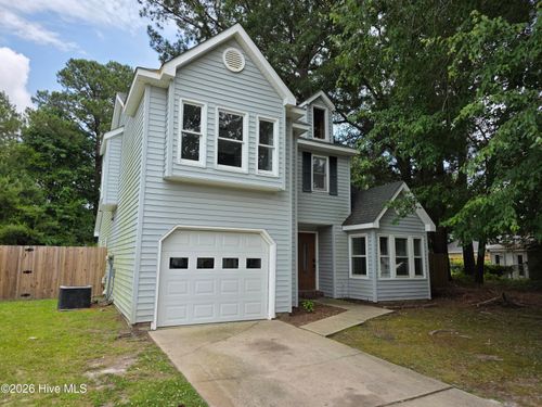 127 Broadleaf Dr, Jacksonville, NC, 28546-4504 | Card Image