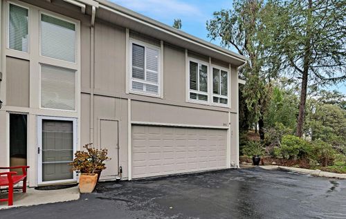 391 Ridgeview Dr, Pleasant Hill, CA, 94523-1025 | Card Image