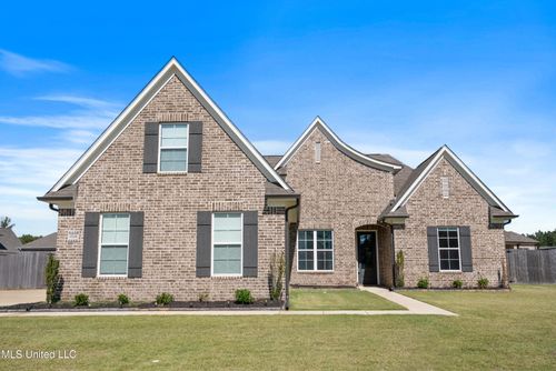 1544 Clair Cir S, Hernando, MS, 38632-1059 | Card Image