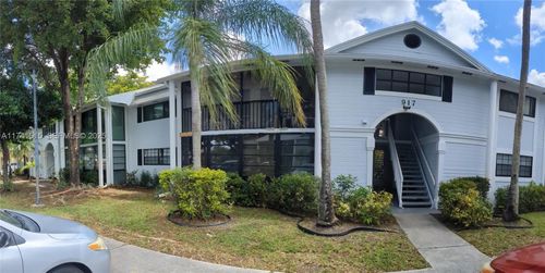 206-917 Ne 199th St, Miami, FL, 33179-5837 | Card Image