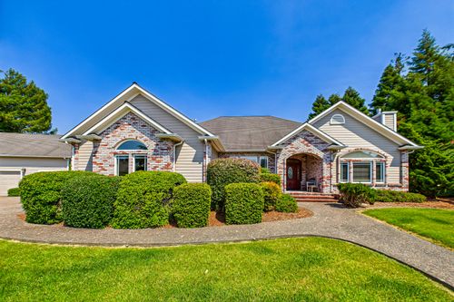 284 Sunrise Ct, Fortuna, CA, 95540-2889 | Card Image