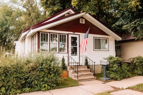 115 N Prairie Street, PRAIRIE DU CHIEN, WI, 53821 | Card Image