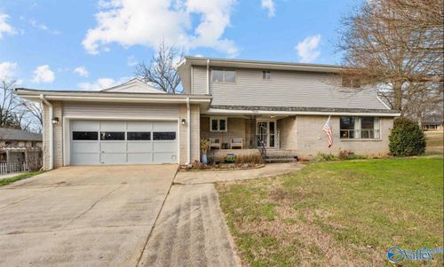 7600 Teal Dr Sw, Huntsville, AL, 35802-2837 | Card Image