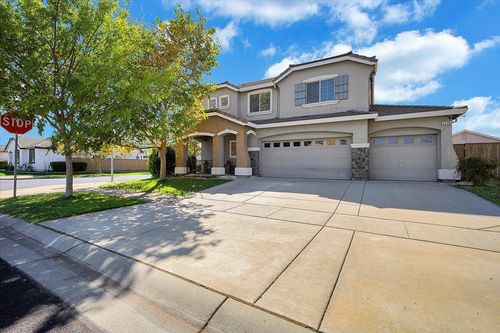 5638 Seedling Way, Linda, CA, 95901 | Card Image